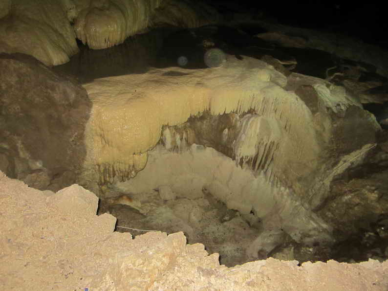 0884_Пещера