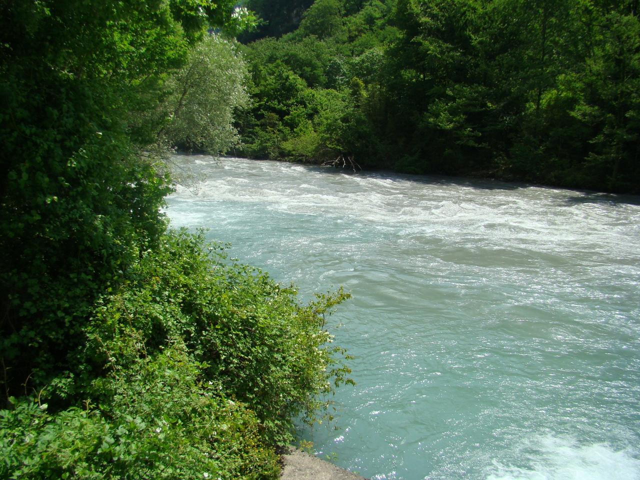 река Бзыбь