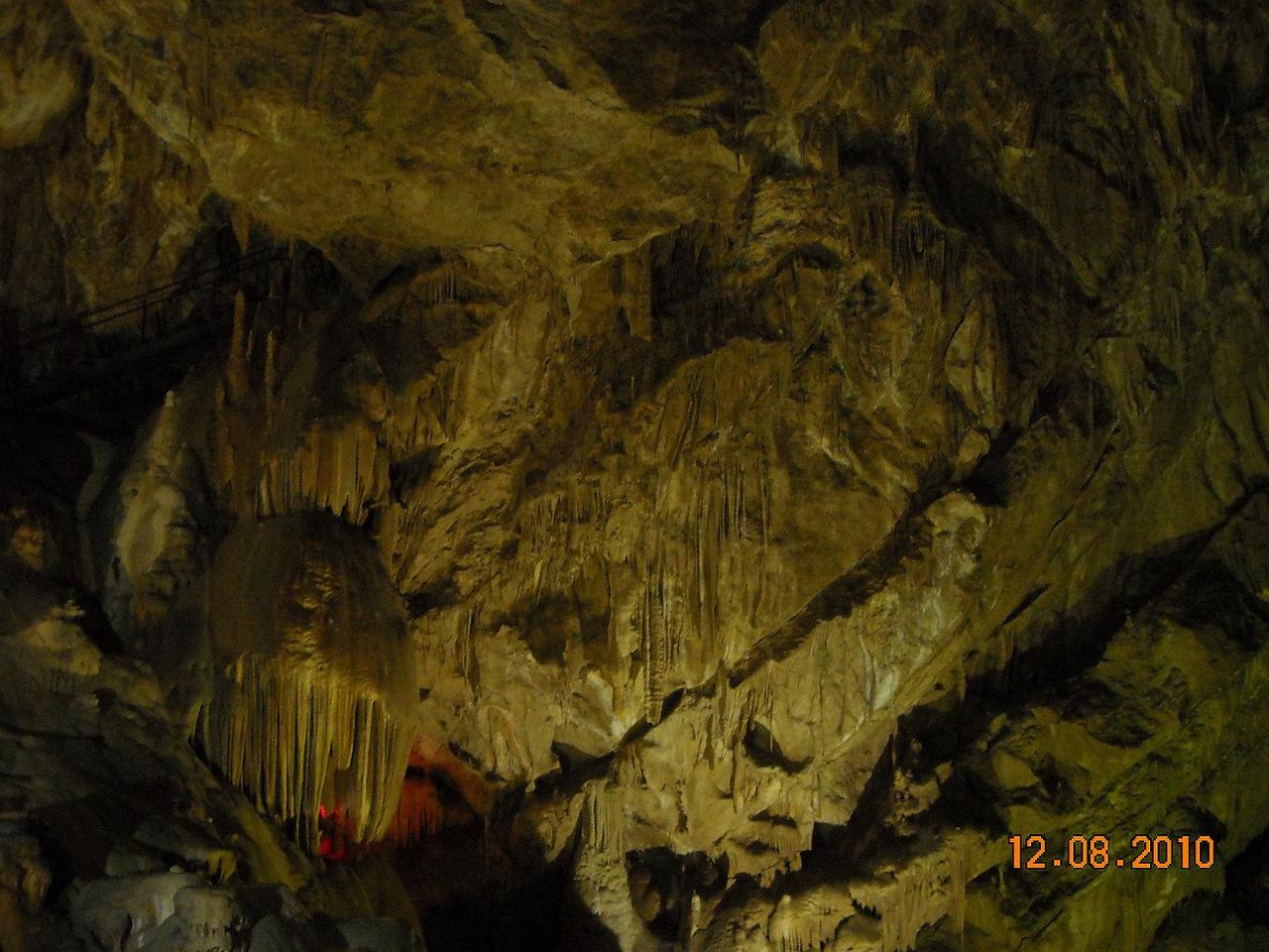 Ещё пещера