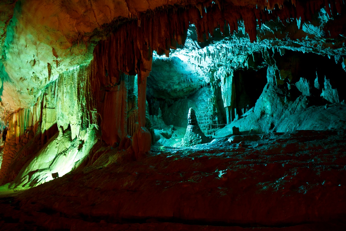 Пещера Абраскил