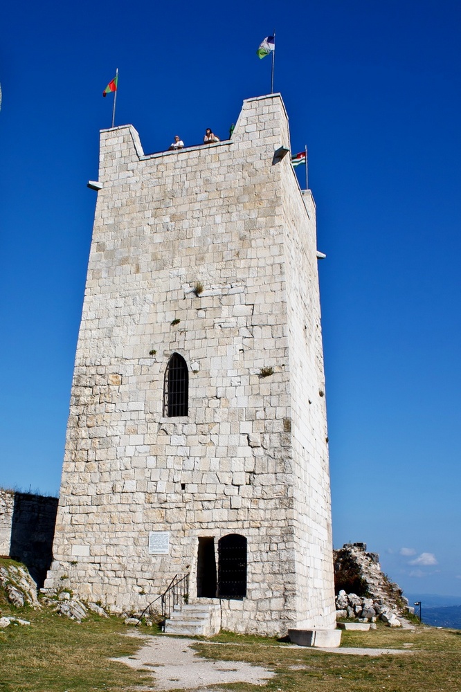 Анакопийская башня
